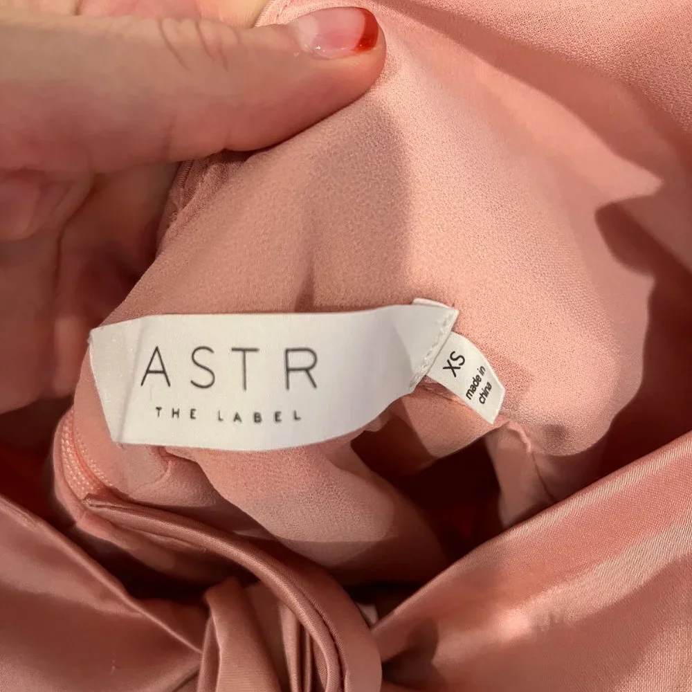 New with tags ASTR the Label Marla Ruffle Mini dress - Picture 4 of 5